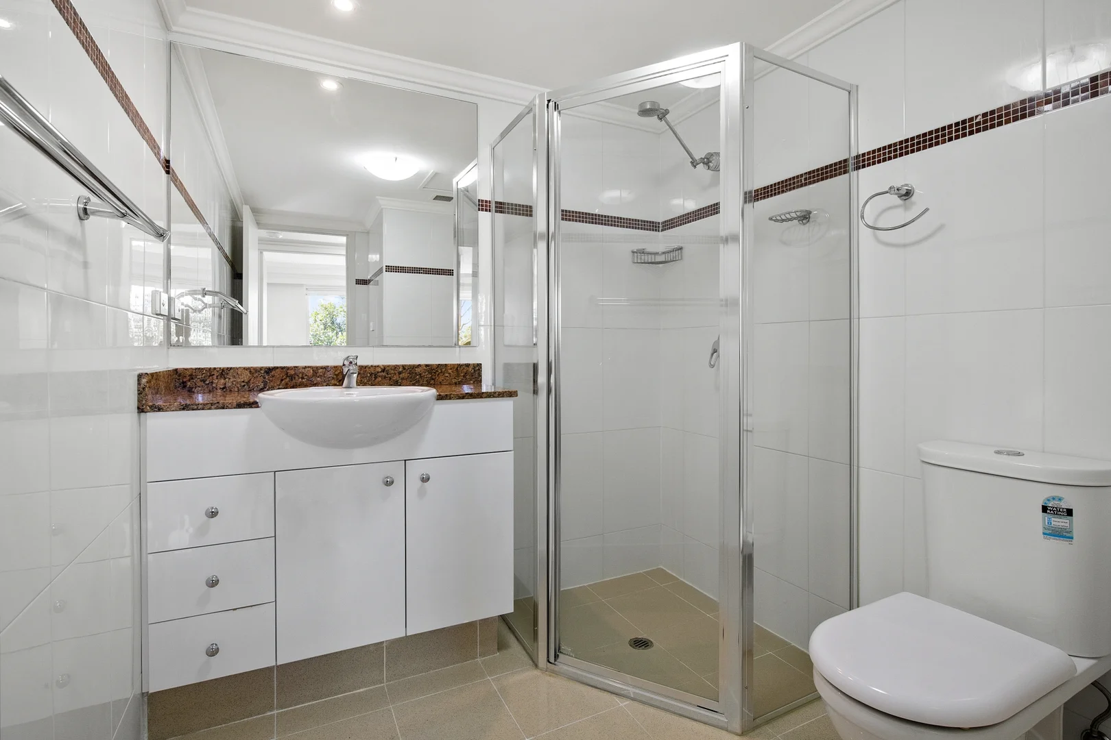 Additional image 4 of ID:21174043/4-10 Pound Road, Hornsby NSW 2077