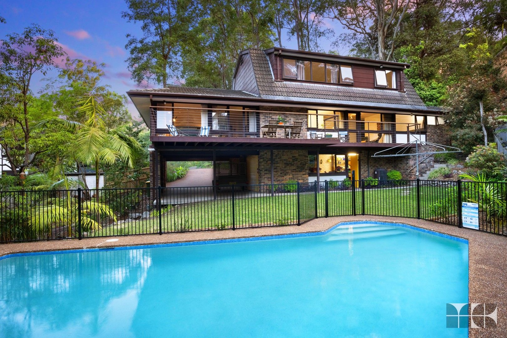 5 bedrooms House in 48 Yarrabung Rd ST IVES NSW, 2075