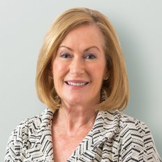 Liz Griffin, Sales representative