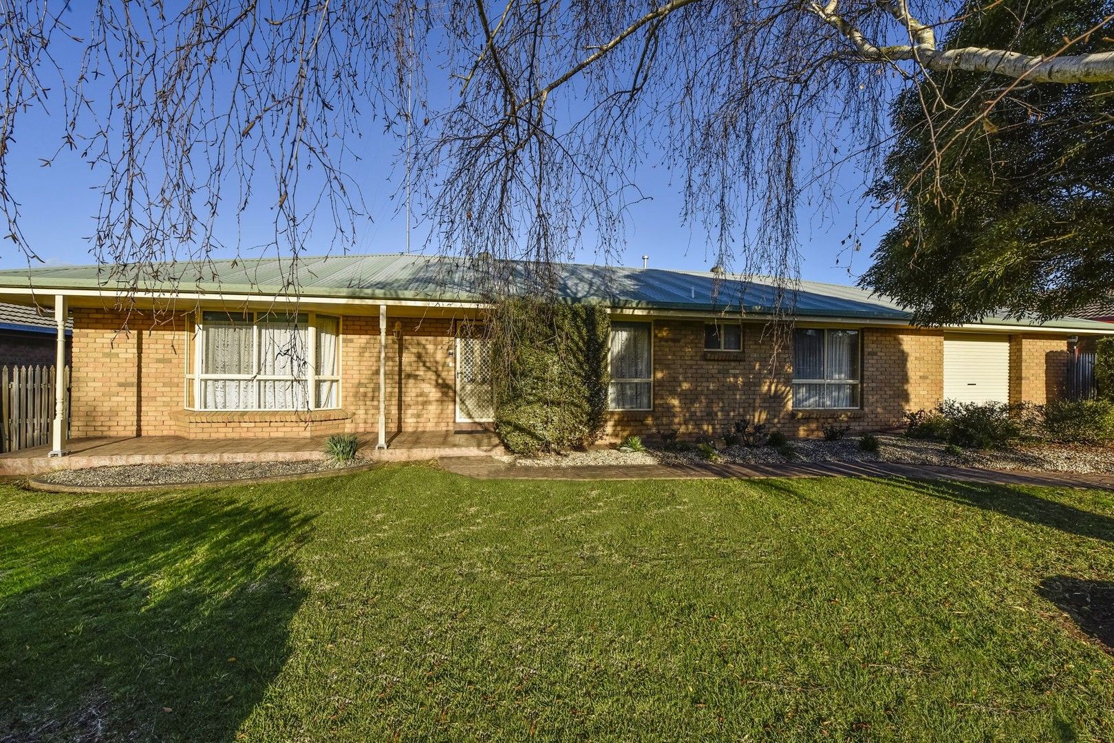 3 bedrooms House in 16 Old Kent Court MOUNT GAMBIER SA, 5290