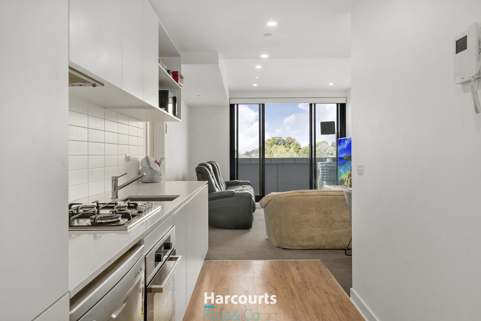 302/20 Bedford Street, Reservoir VIC 3073, Image 1