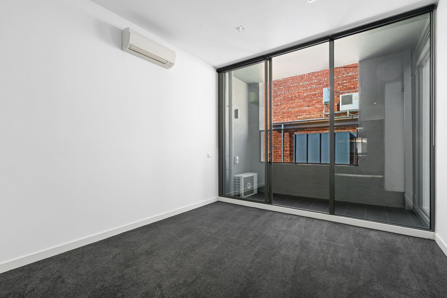 1 bedrooms Apartment / Unit / Flat in 120/264 Drummond Street CARLTON VIC, 3053