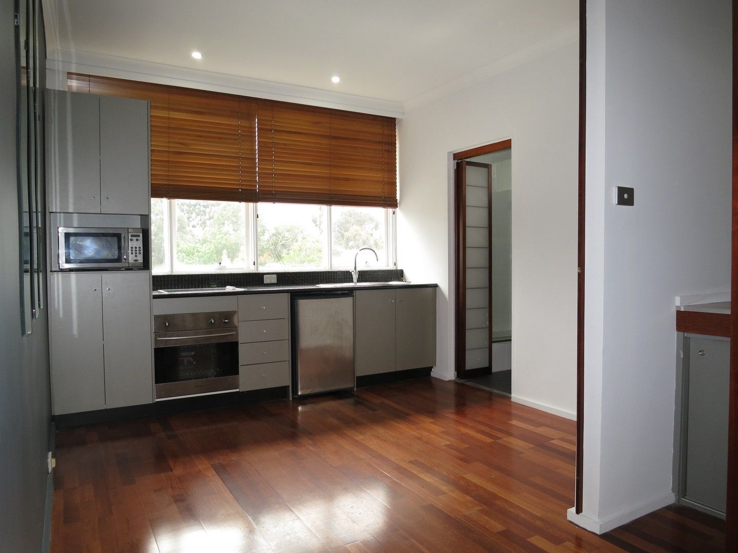 1 bedrooms Apartment / Unit / Flat in 51/116 Inkerman Street ST KILDA VIC, 3182