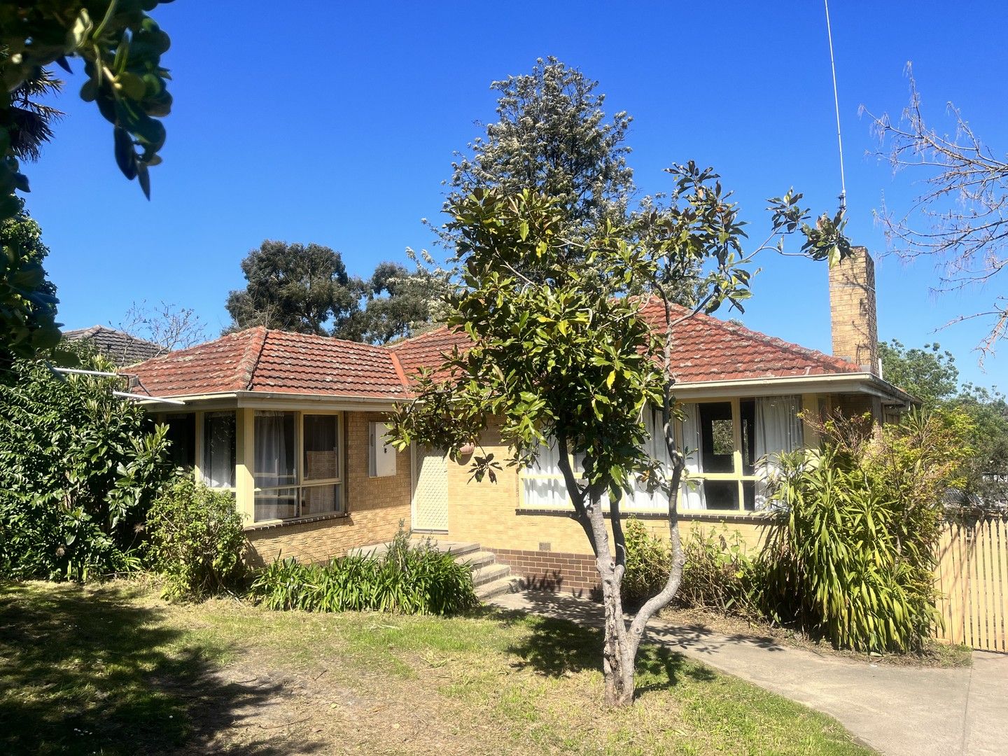 48 Taylor Road, Mooroolbark VIC 3138 House For Rent 530 Domain