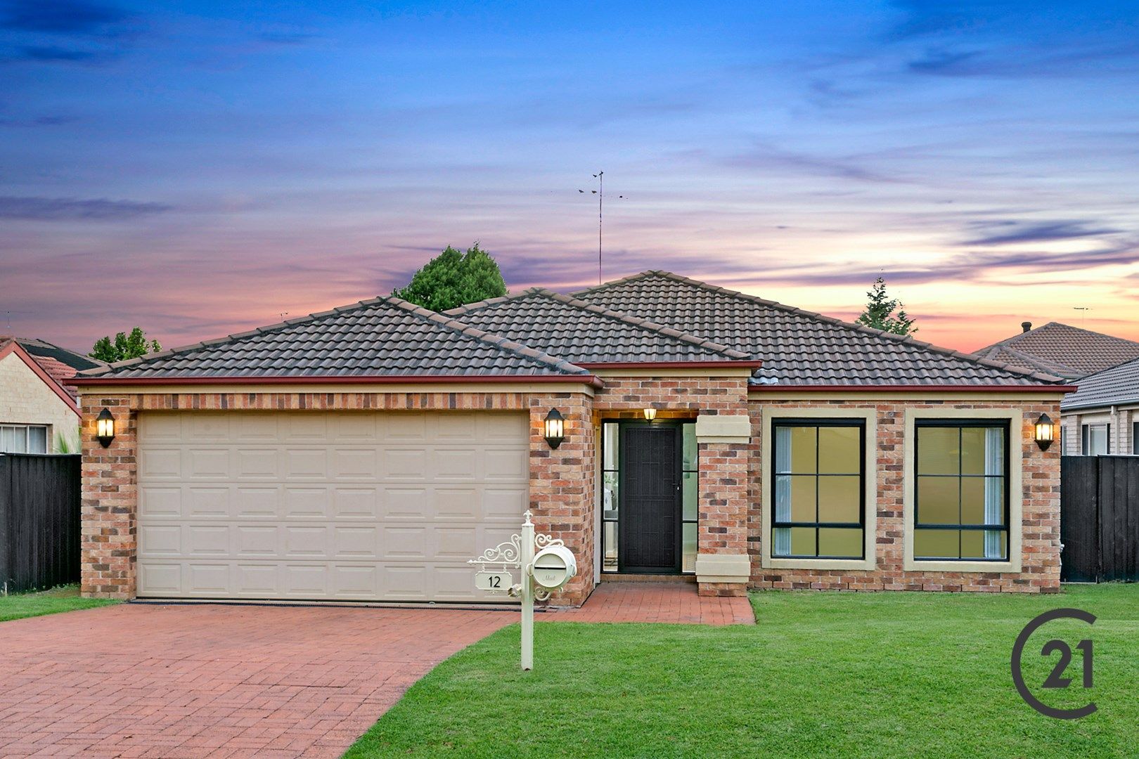 4 bedrooms House in 12 Yellowgum Avenue ROUSE HILL NSW, 2155