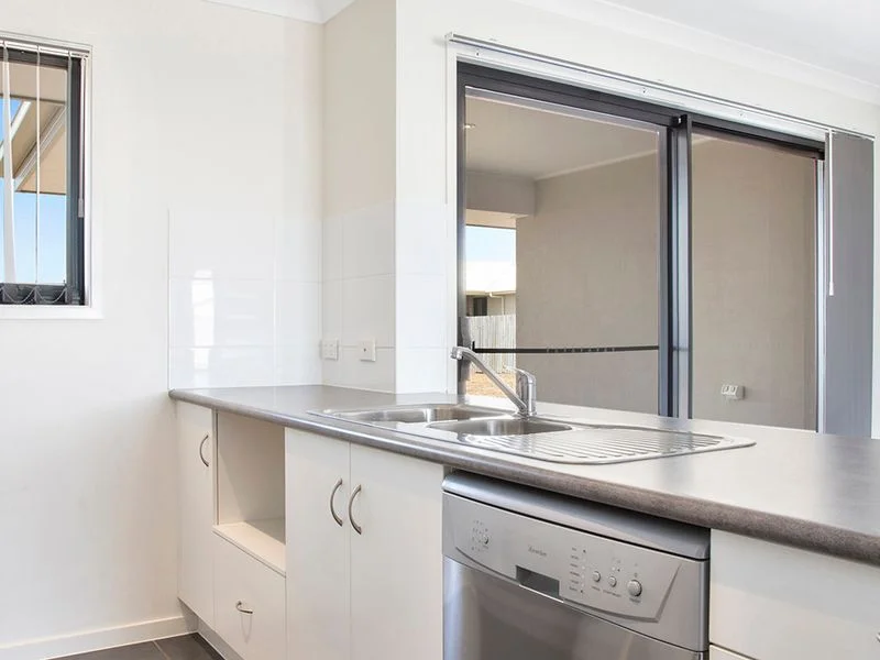 43 New Forrest Road, Zilzie QLD 4710