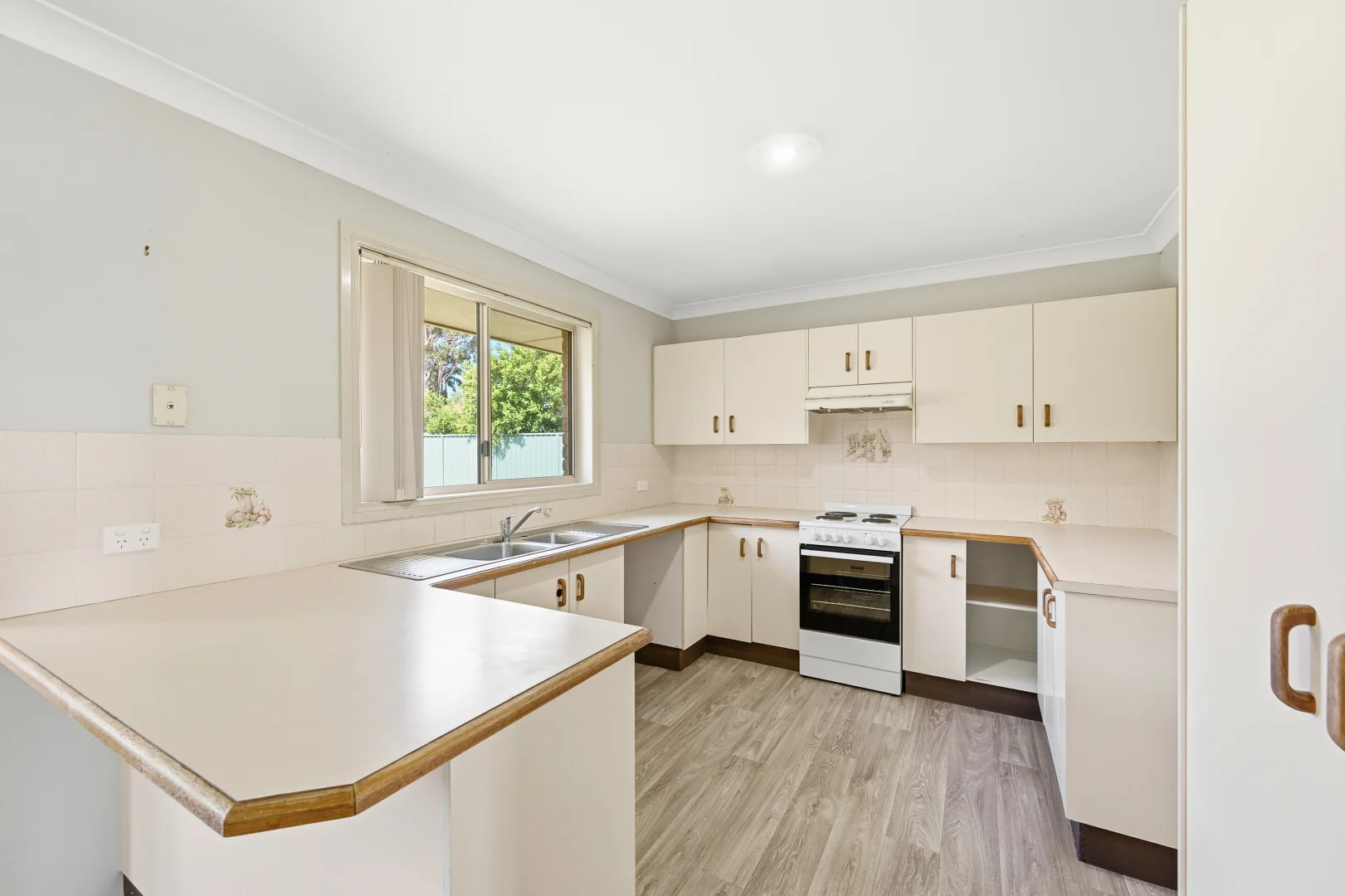 Additional image 12 of 40 Grassmere Way, Port Macquarie NSW 2444