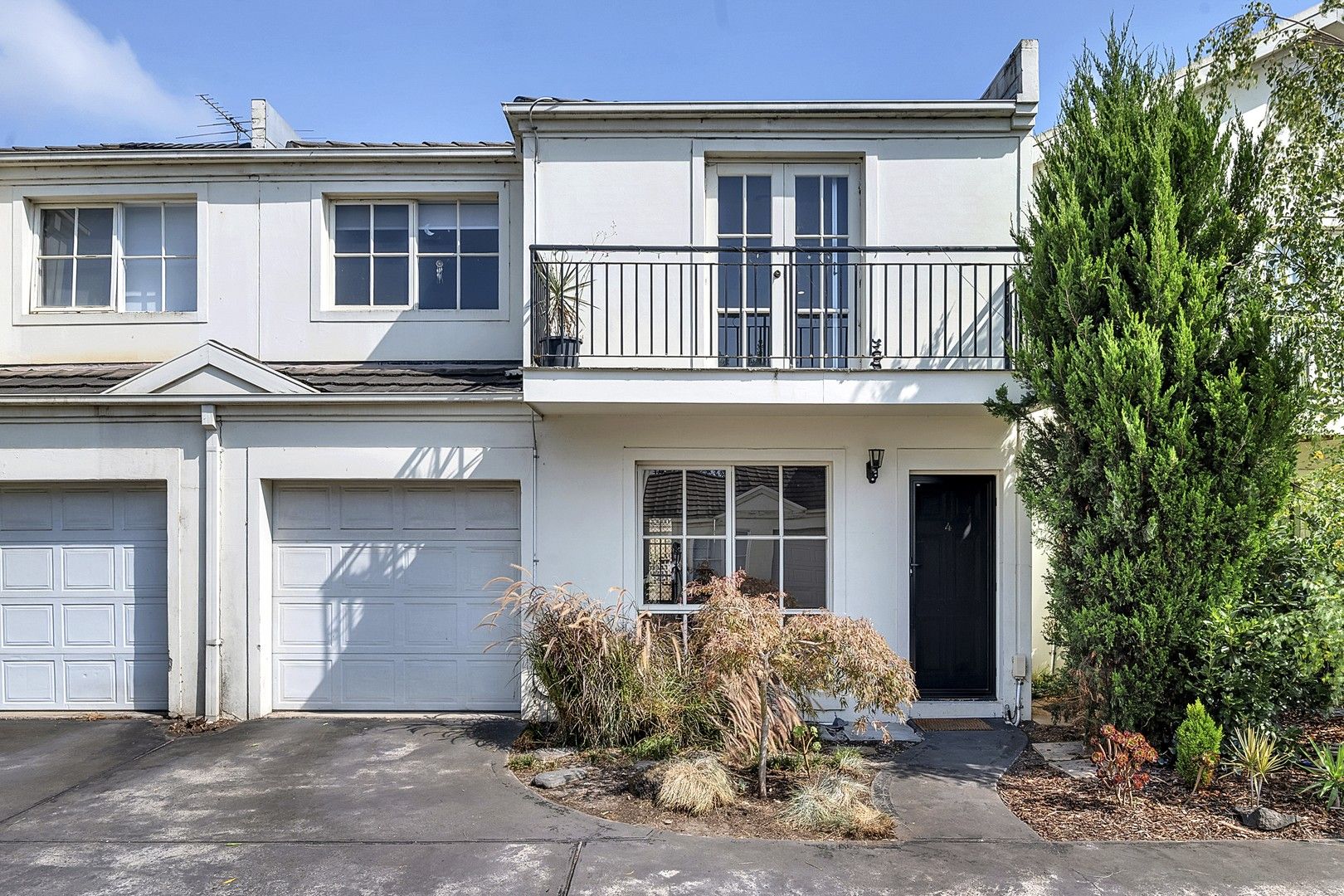 4 bedrooms Townhouse in 4/5 Chandler Highway ALPHINGTON VIC, 3078