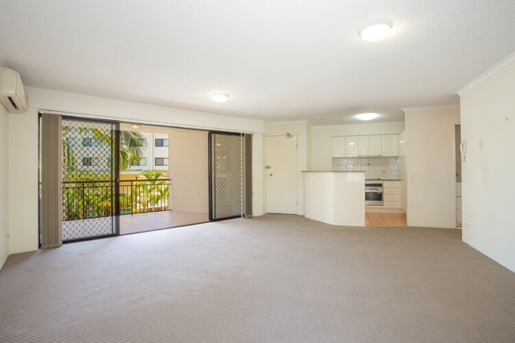 2 bedrooms Apartment / Unit / Flat in 45 Harries Road COORPAROO QLD, 4151