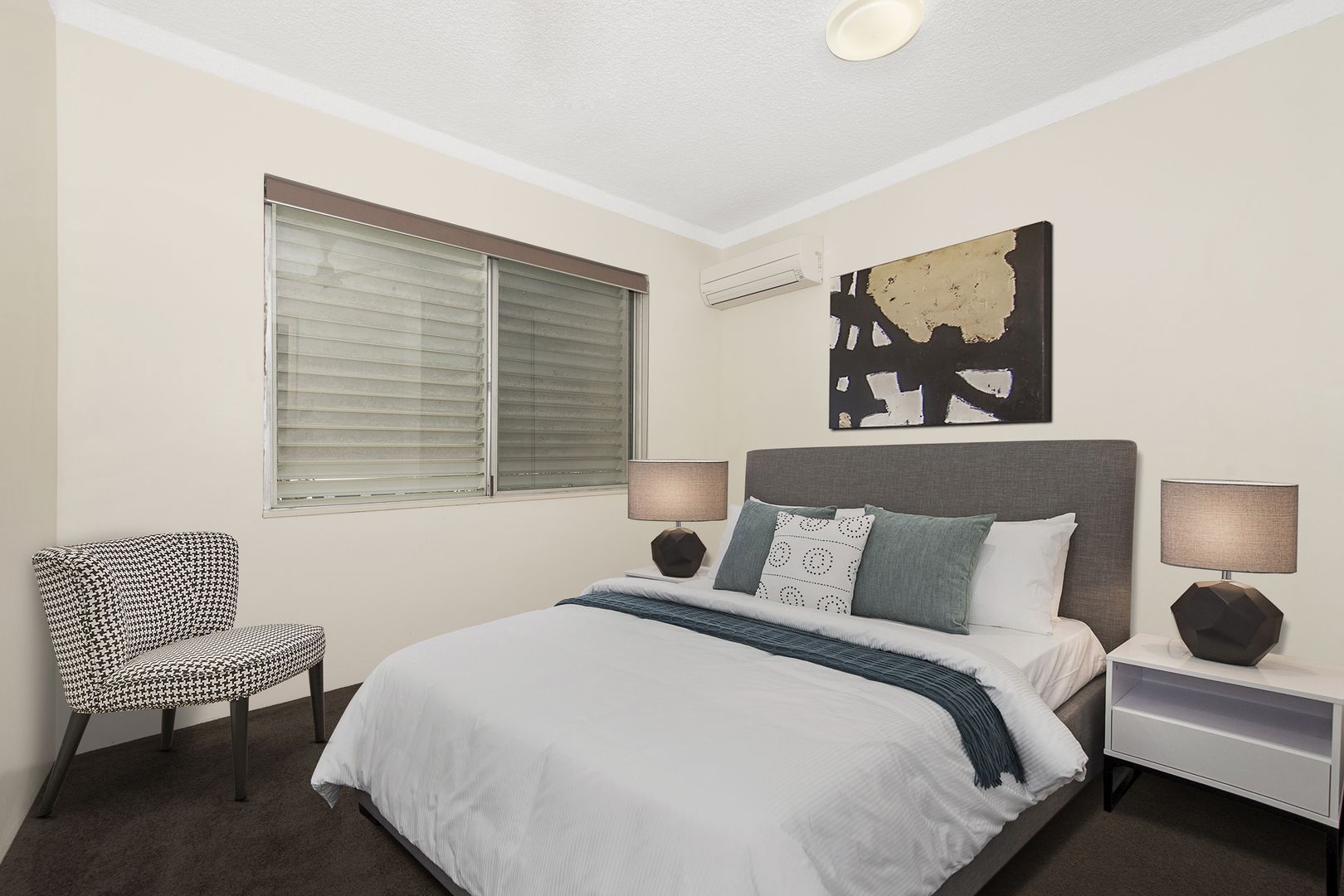 3/12 The Avenue, Hermit Park QLD 4812, Image 2