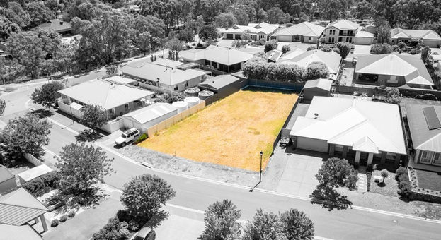 3 clyde court sale