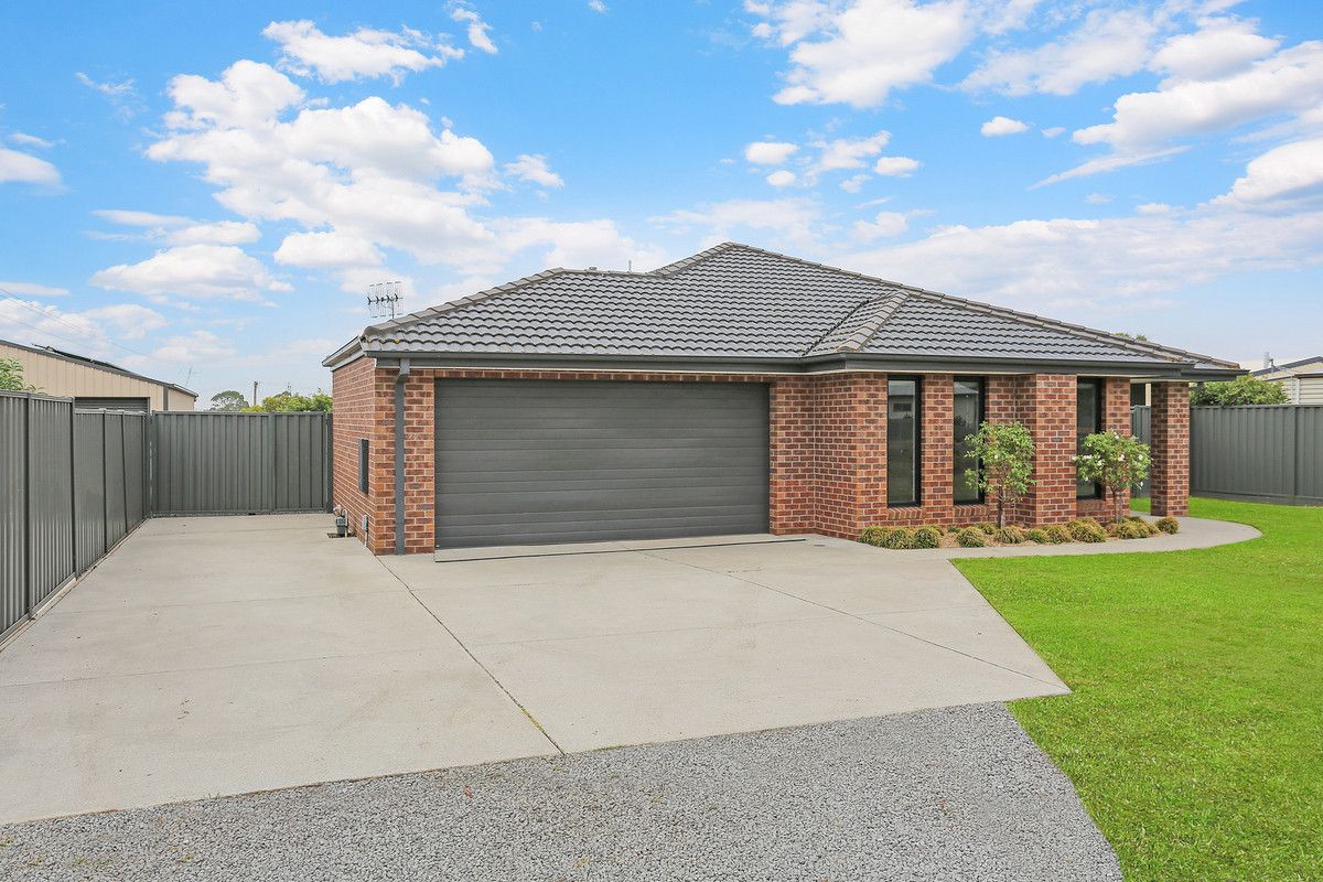 5 Stirling Street, Cobden VIC 3266, Image 1