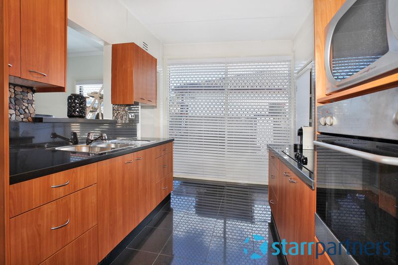 212 River Ave, Carramar NSW 2163, Image 2