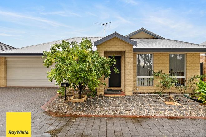 Picture of 7 Chelsea Mews, CANNING VALE WA 6155