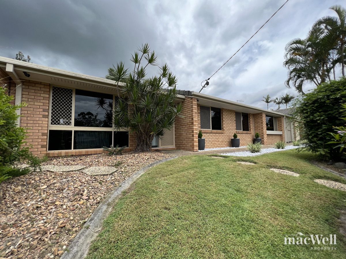 4 bedrooms House in 6 Anna Court CAPALABA QLD, 4157
