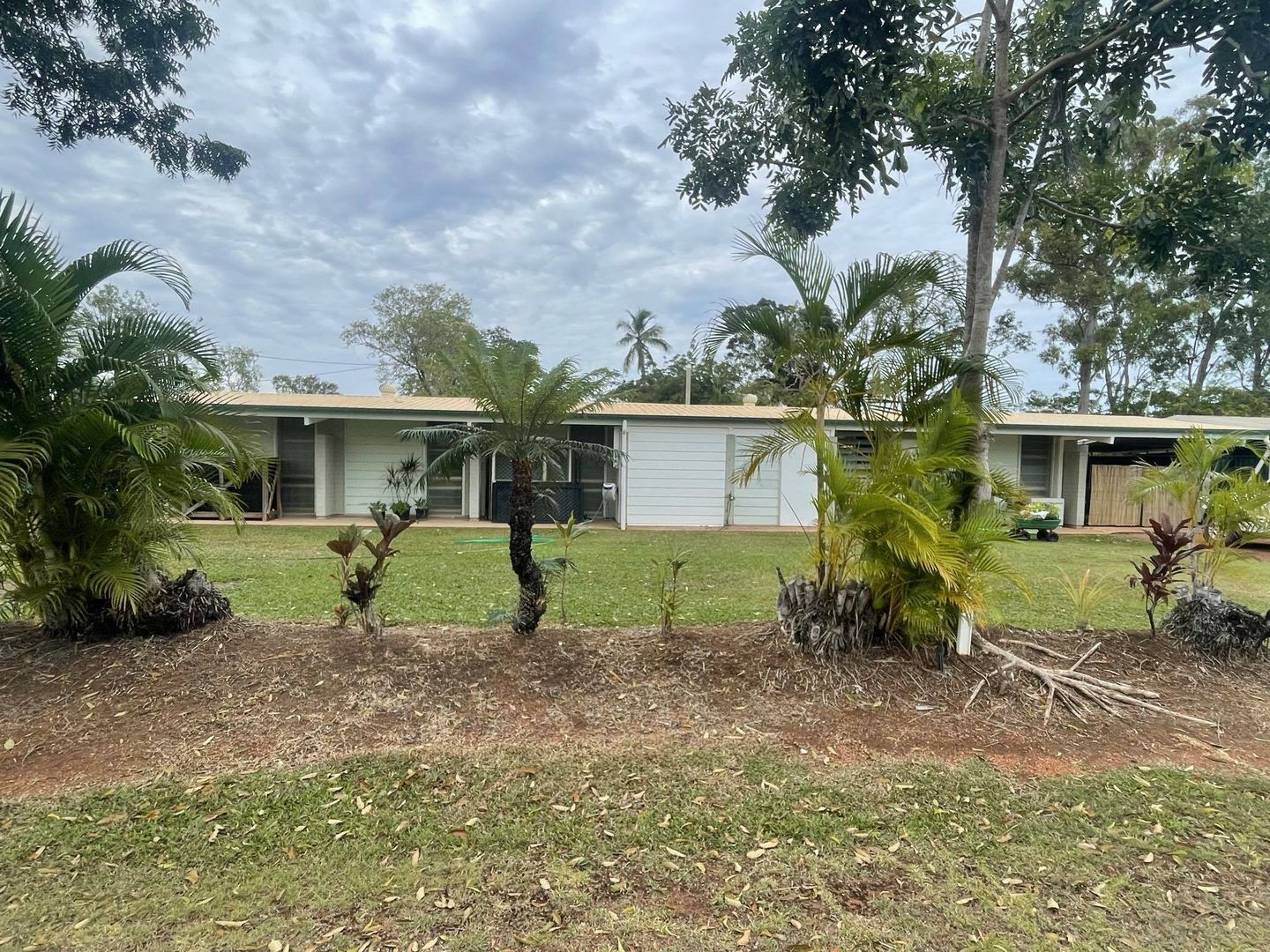 8 Chillei Nhee Ct, Rocky Point QLD 4874, Image 2