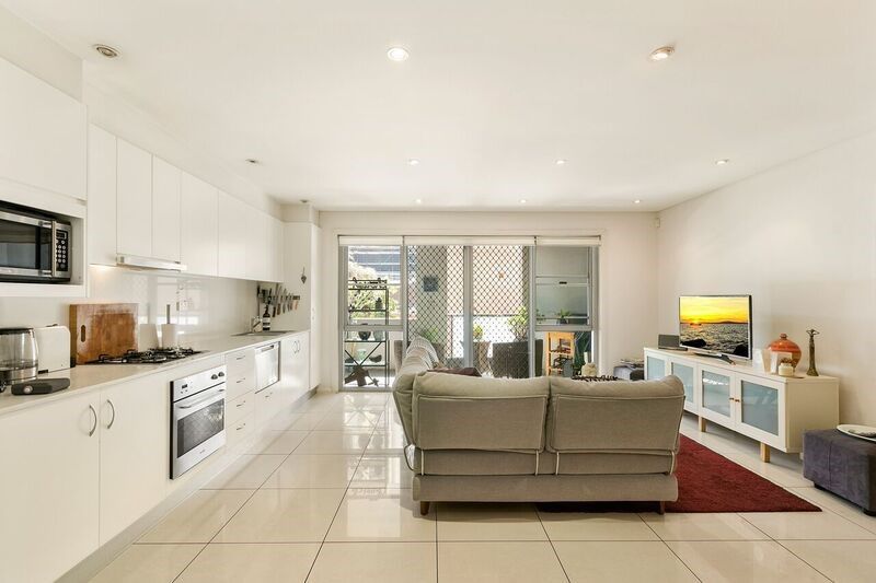 827 Queen St Chippendale Nsw 2008 Apartment For Rent