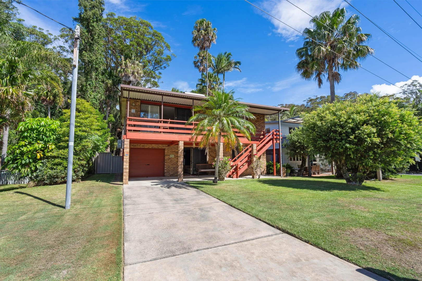 12 Pacific Parade, Elizabeth Beach NSW 2428