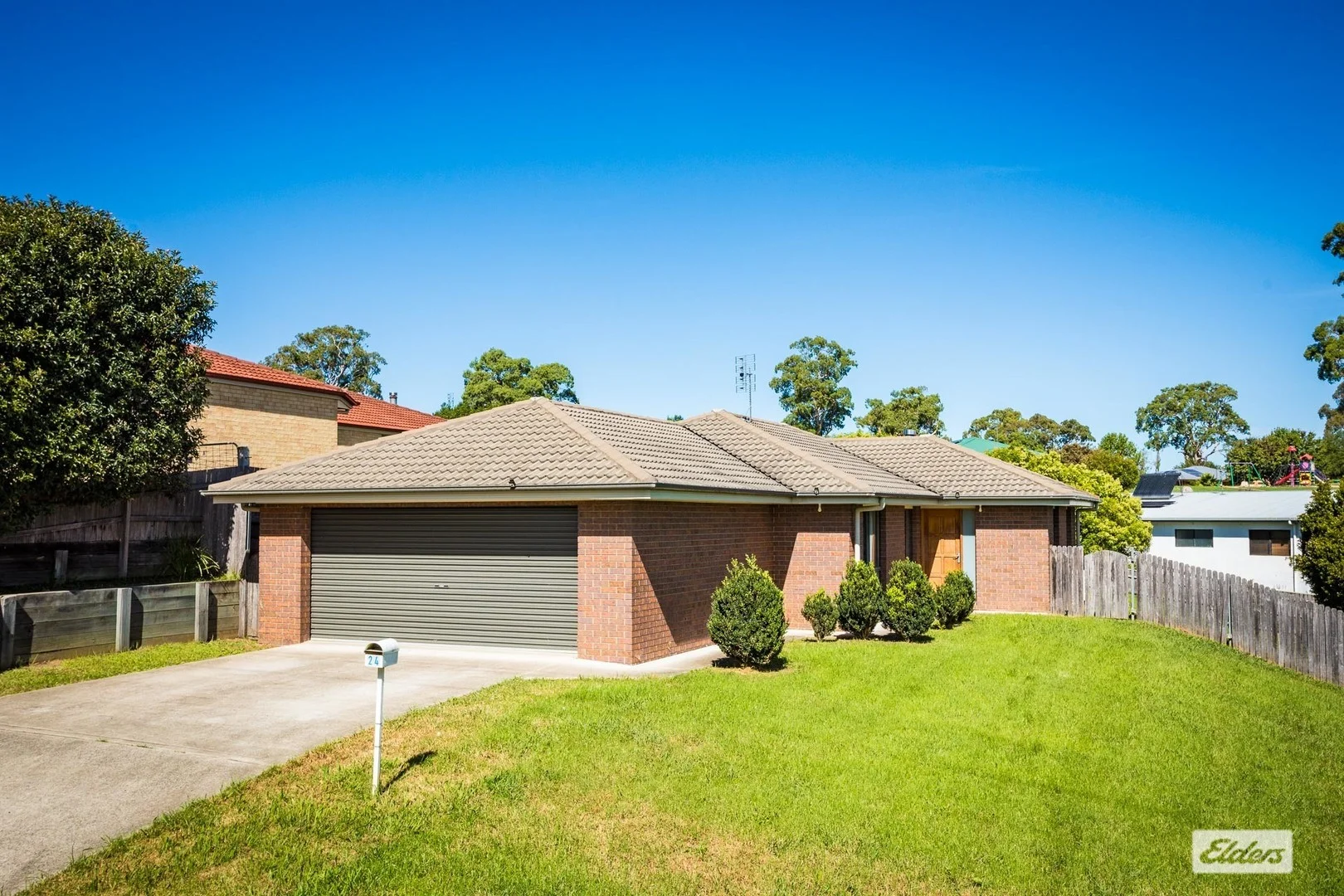 24 Howard Avenue, Bega NSW 2550
