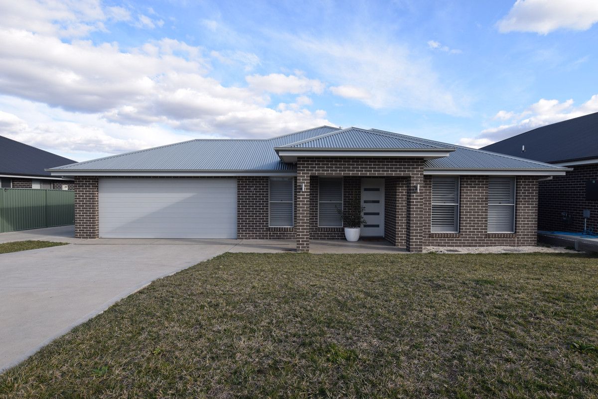6 Fraser Drive, Eglinton NSW 2795 House For Rent Domain