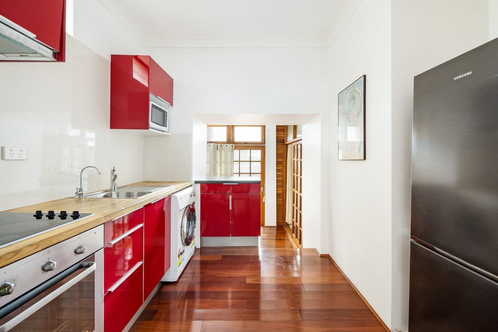 1 bedrooms Apartment / Unit / Flat in 10 Hopetoun Street HURLSTONE PARK NSW, 2193