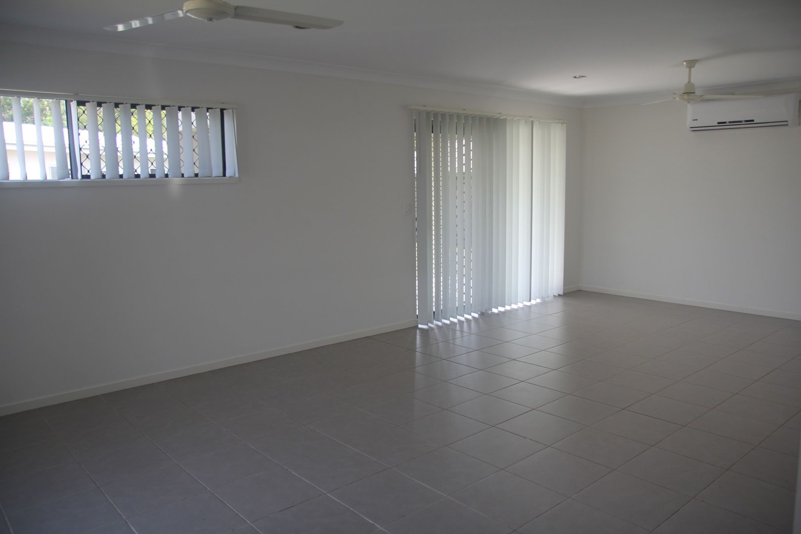 16/129 Mystic Avenue, Balgal Beach QLD 4816 House For Rent 350