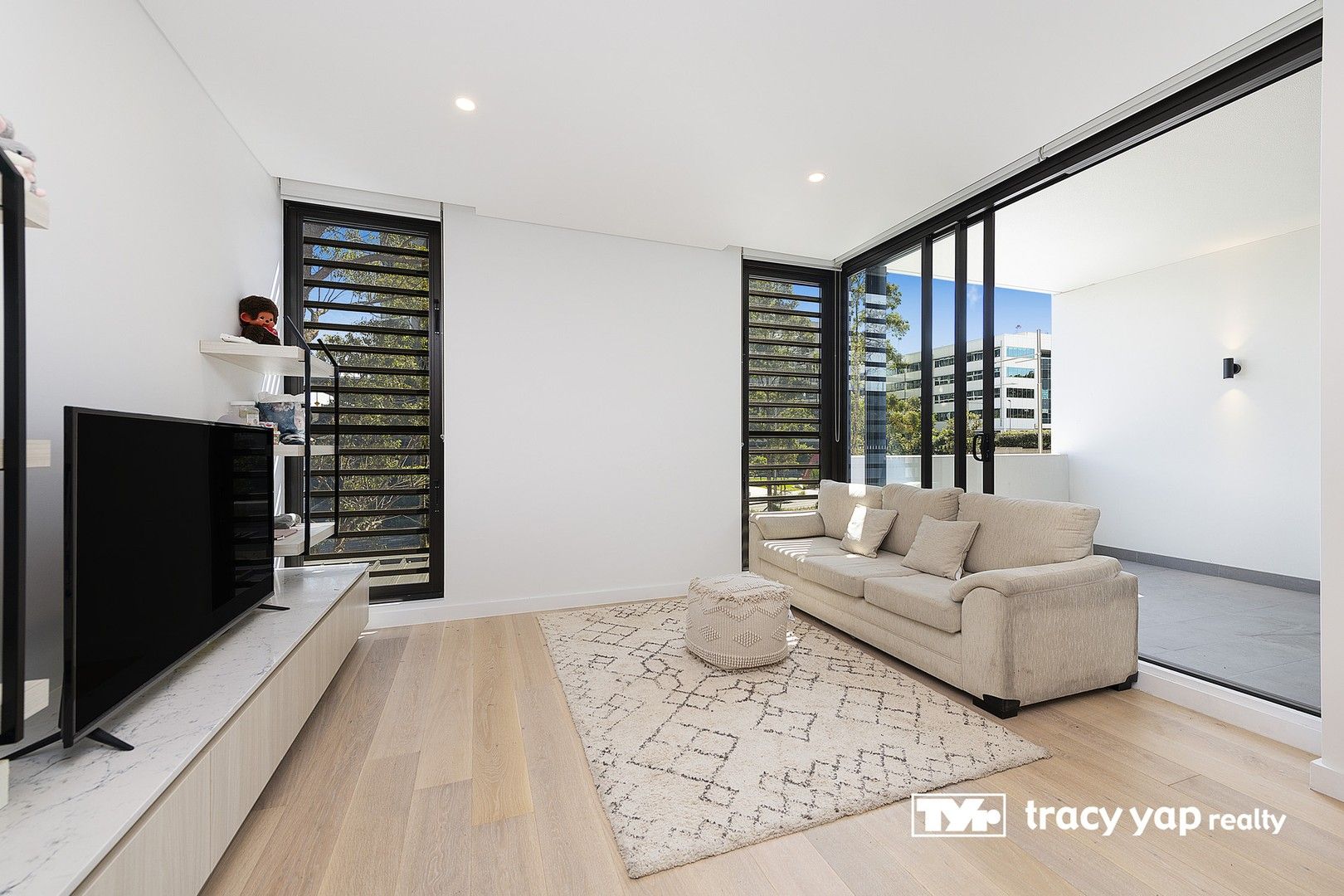 1 bedrooms Apartment / Unit / Flat in A105/82 Waterloo Road MACQUARIE PARK NSW, 2113