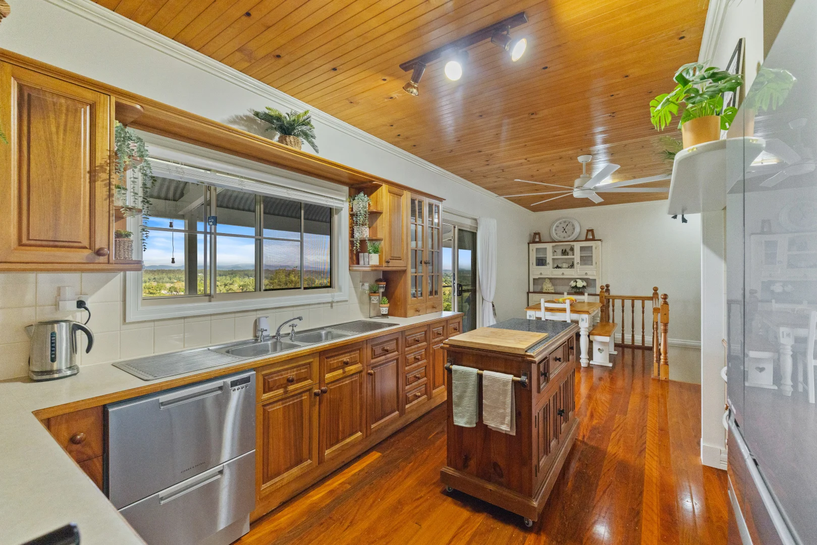 Additional image 9 of 41 Figtree Road, Chatsworth QLD 4570