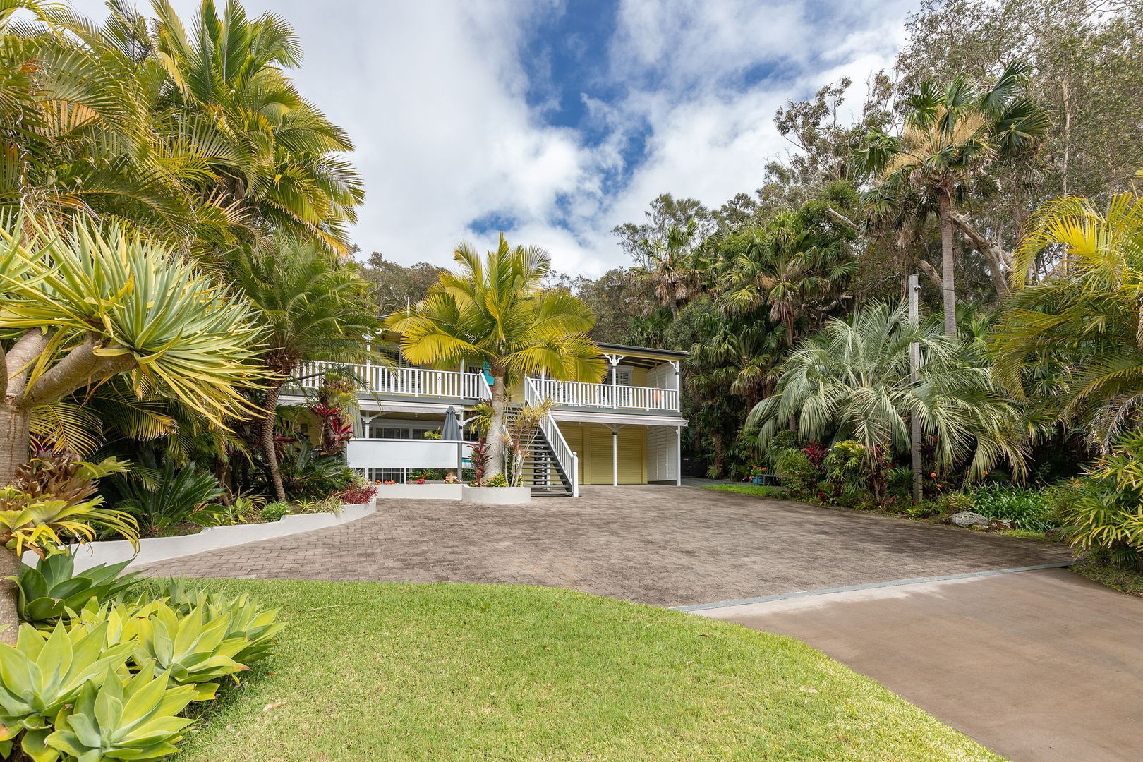 204 Boomerang Drive, Blueys Beach NSW 2428 Domain