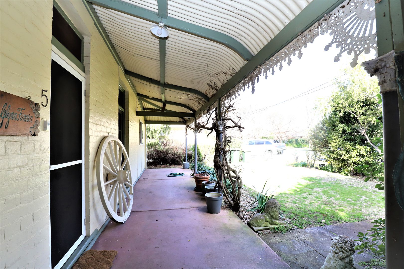 5 Justin Street, Cootamundra NSW 2590, Image 2