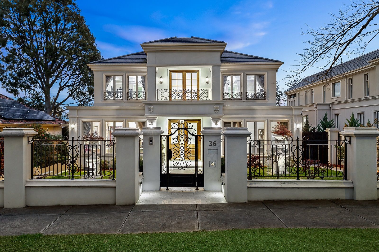 5 bedrooms House in 36 Tuxen Street BALWYN NORTH VIC, 3104