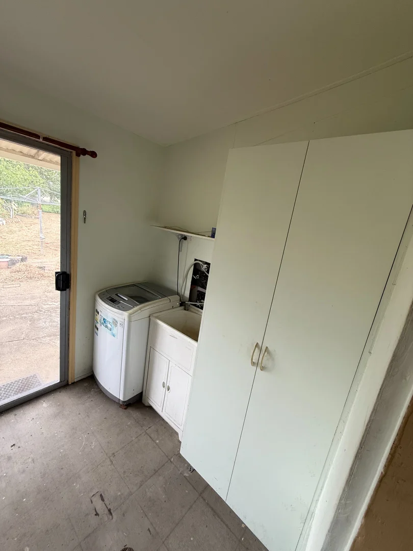 Additional image 8 of 3 Birralee St, Collinsville QLD 4804