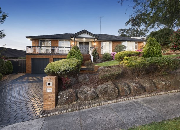 14 Beverly Hills Drive, Templestowe VIC 3106