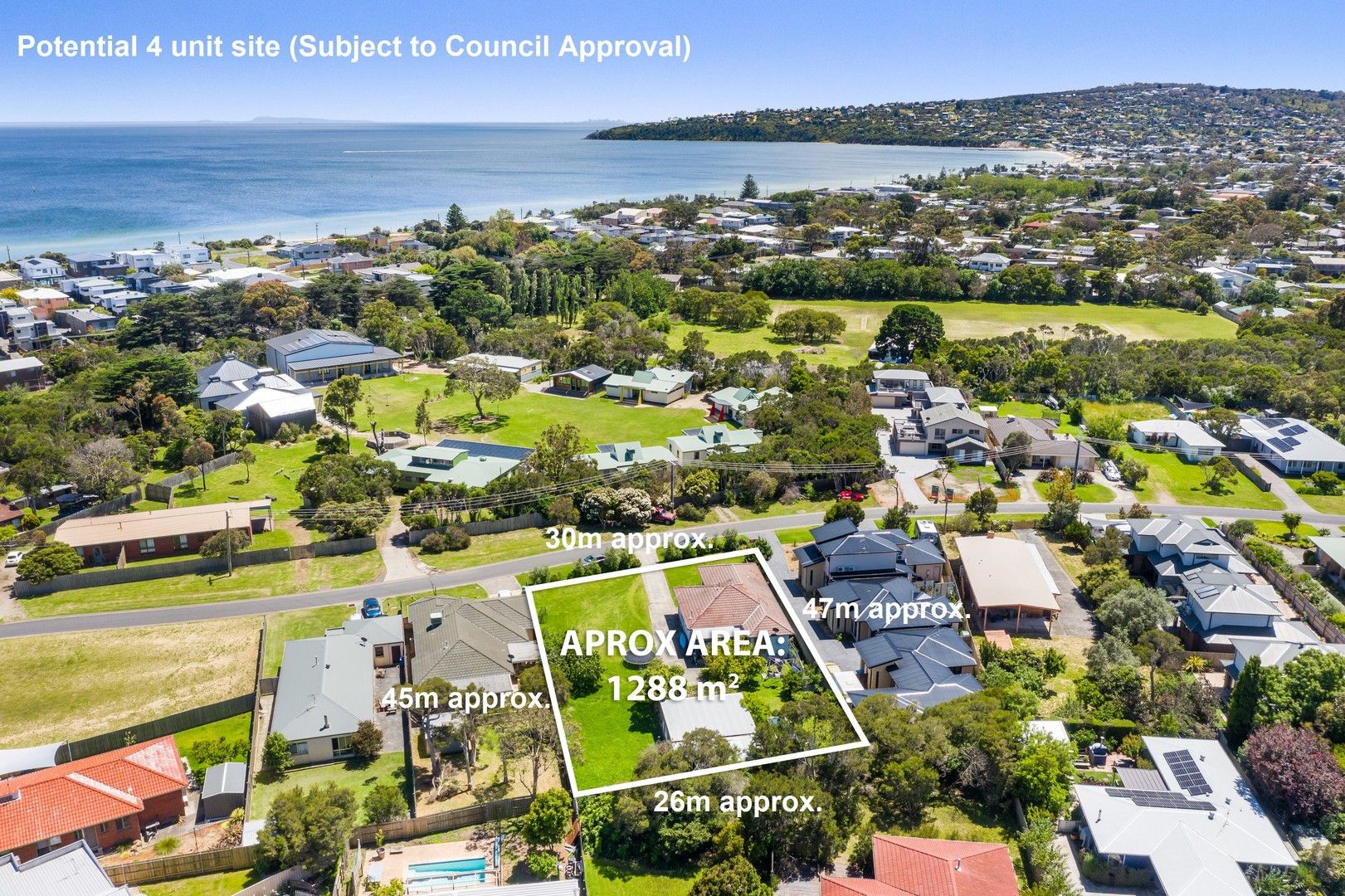 3 bedrooms House in 6 Victoria Crescent SAFETY BEACH VIC, 3936