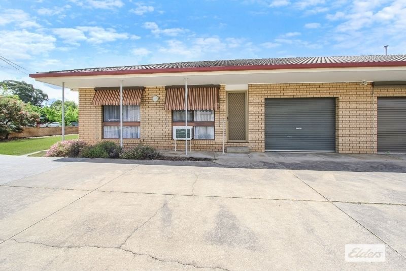 2 bedrooms Apartment / Unit / Flat in 1/585 Heathwood Avenue LAVINGTON NSW, 2641