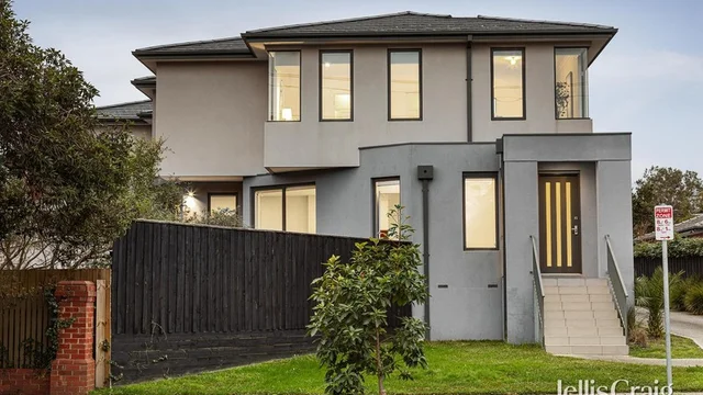 1/214A Wattle Valley Road, Camberwell VIC 3124