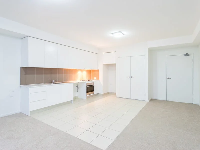 Additional image 3 of 704/120 James Ruse Drive, Rosehill NSW 2142