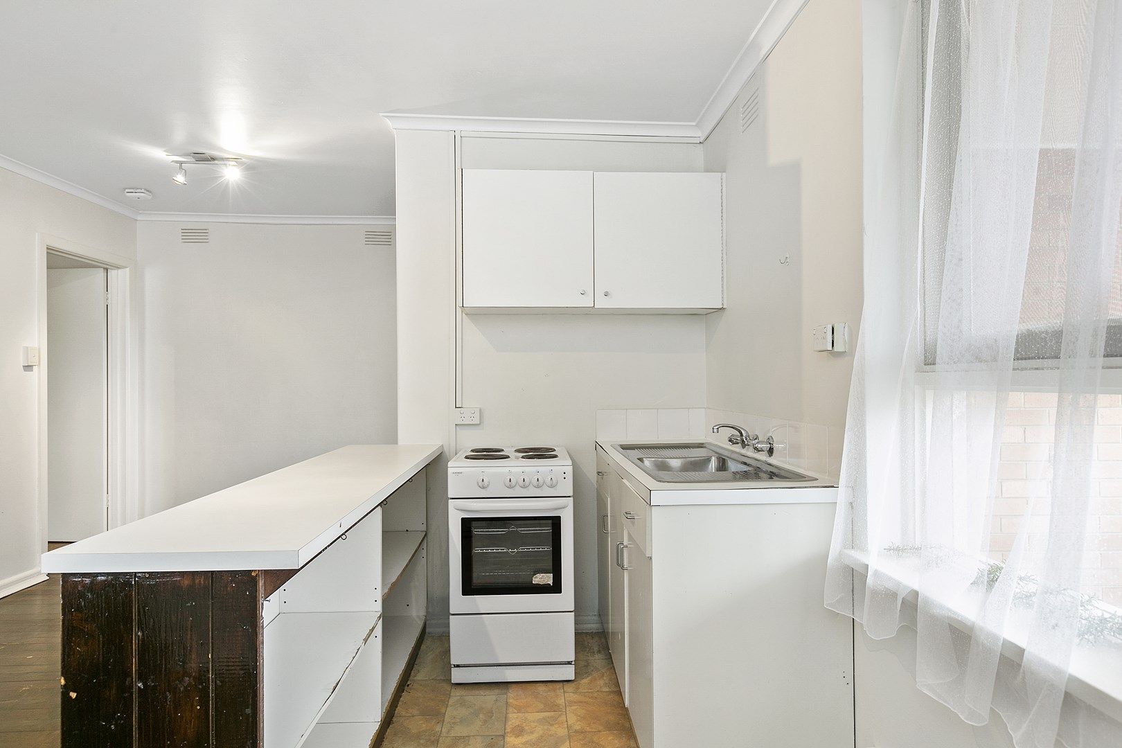 2 bedrooms House in 1/40 Mount Eliza Way MOUNT ELIZA VIC, 3930