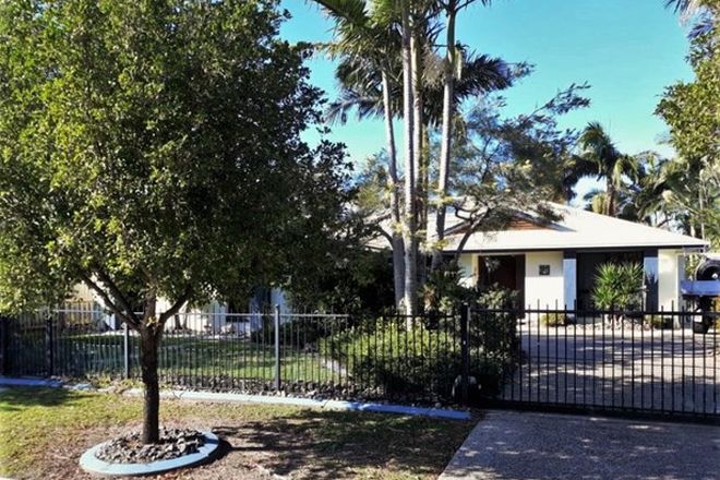 Picture of 5 Investigator Place, PELICAN WATERS QLD 4551
