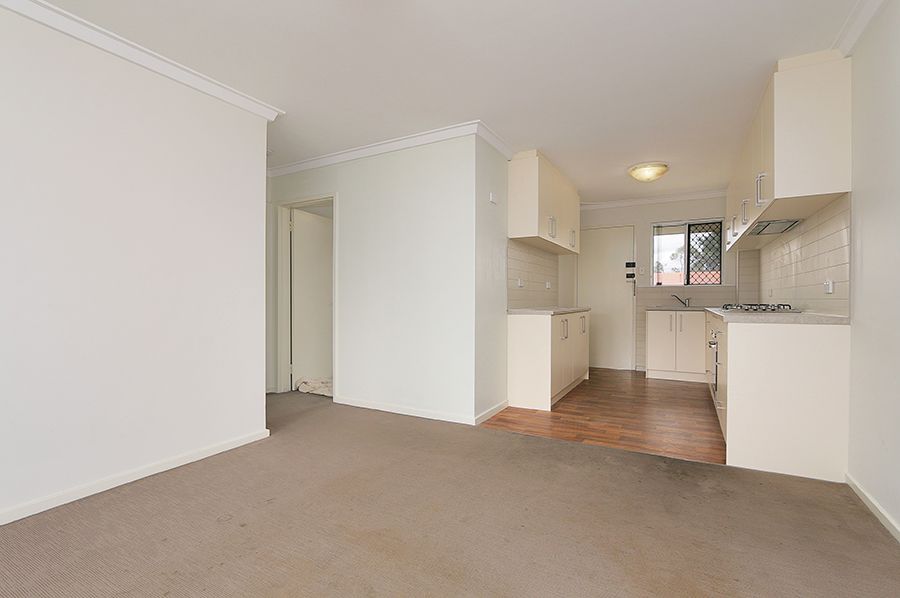 39/303 Harborne Street, Glendalough WA 6016, Image 1