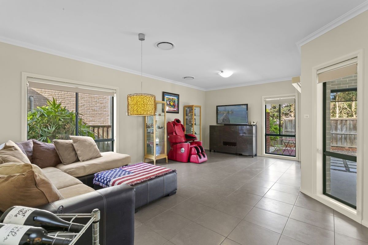 61 Edward Drive, Pemulwuy NSW 2145 Domain