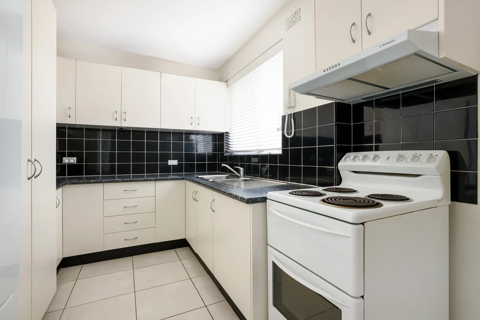 Additional image 6 of 10/8 Bayley Street, Marrickville NSW 2204