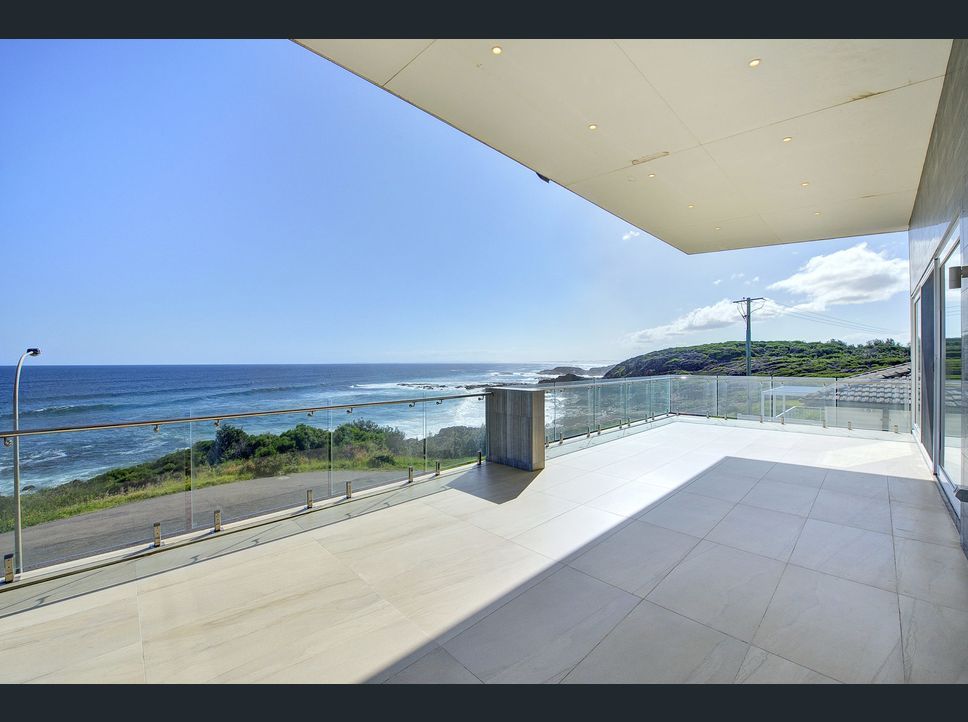 26 Pacific Street, Fishermans Bay NSW 2316, Image 0