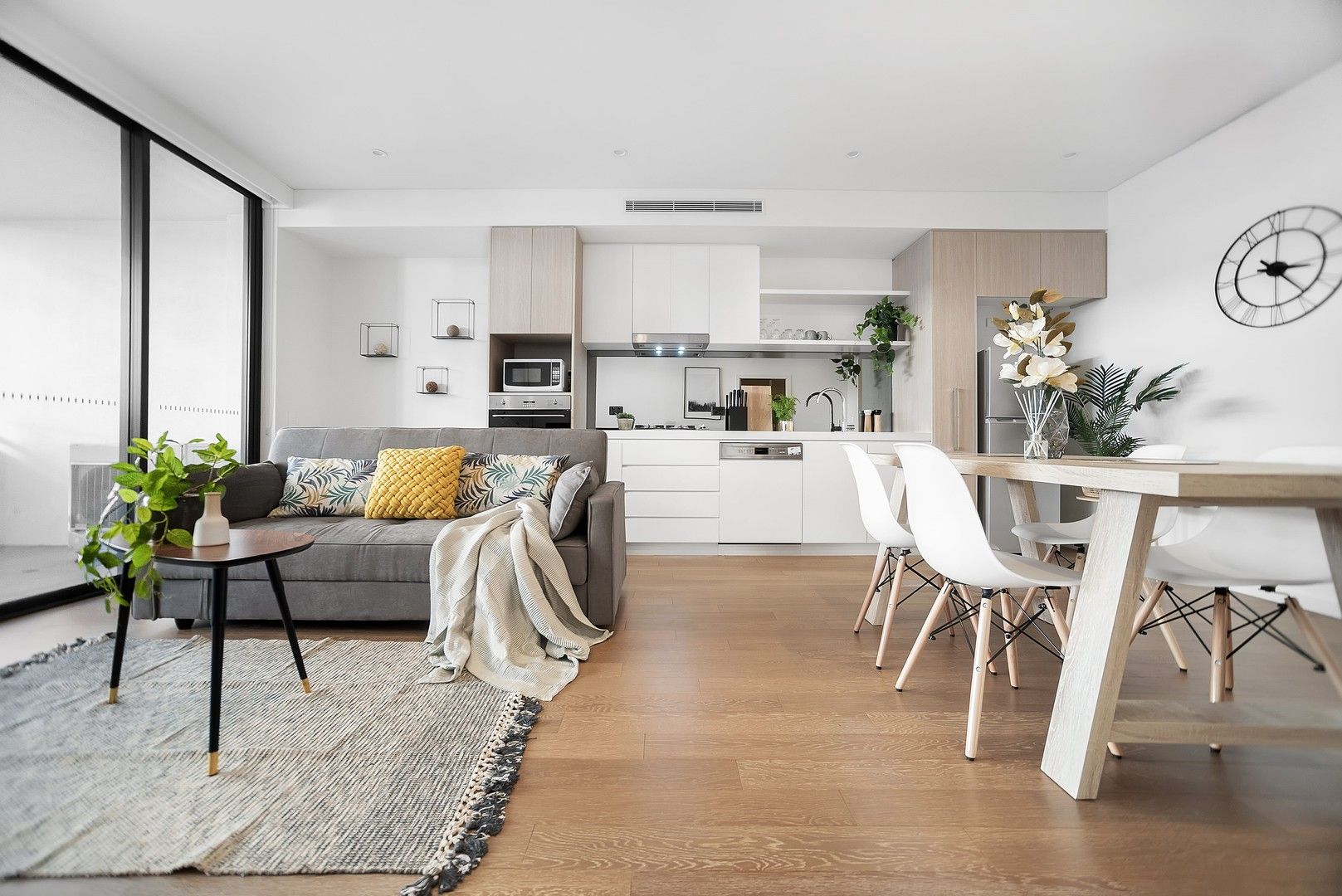 2 bedrooms Apartment / Unit / Flat in B808/2 Muller Lane MASCOT NSW, 2020