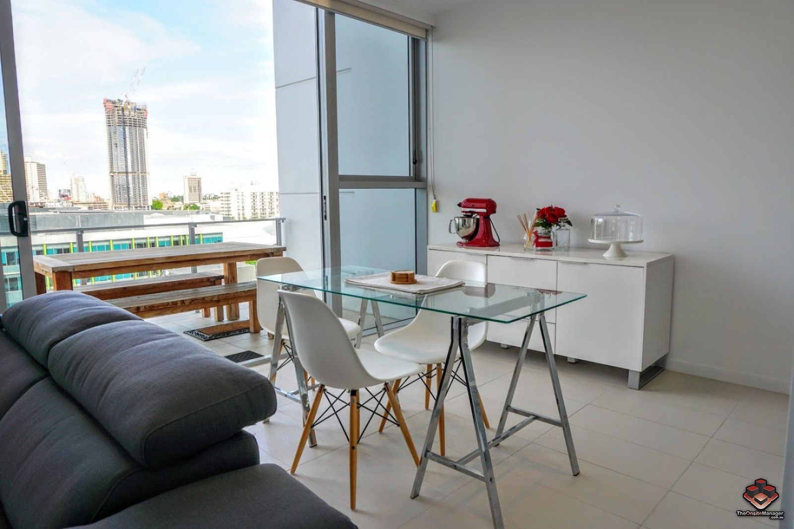 ID21122699/66 Manning Street, South Brisbane QLD 4101 Apartment For