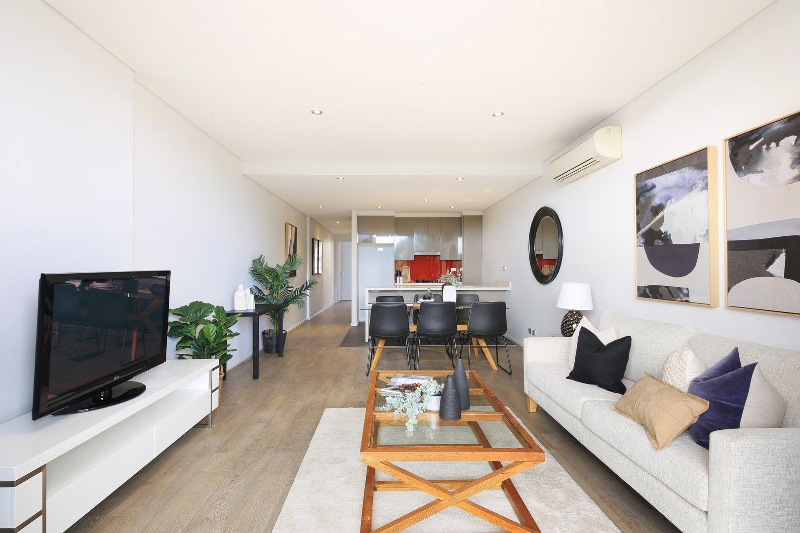 2 bedrooms Apartment / Unit / Flat in 548/5 Loftus Street TURRELLA NSW, 2205