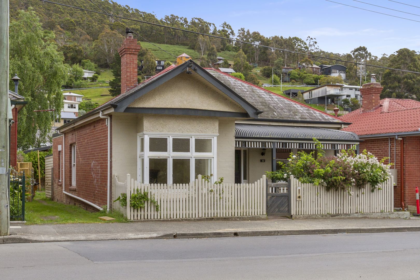 40 Degraves Street, South Hobart Property History & Address Research