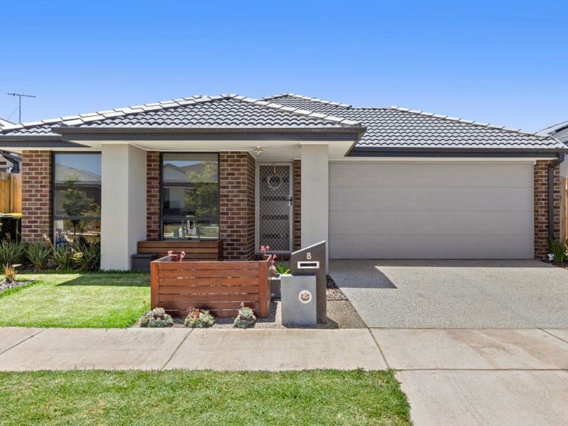 4 bedrooms House in 8 Ross Street ARMSTRONG CREEK VIC, 3217