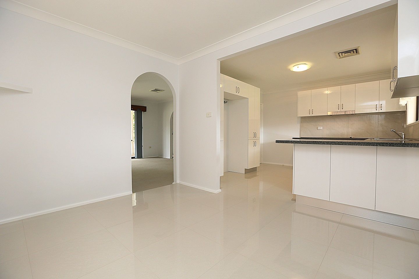 30 Surrey Avenue, Georges Hall NSW 2198, Image 2