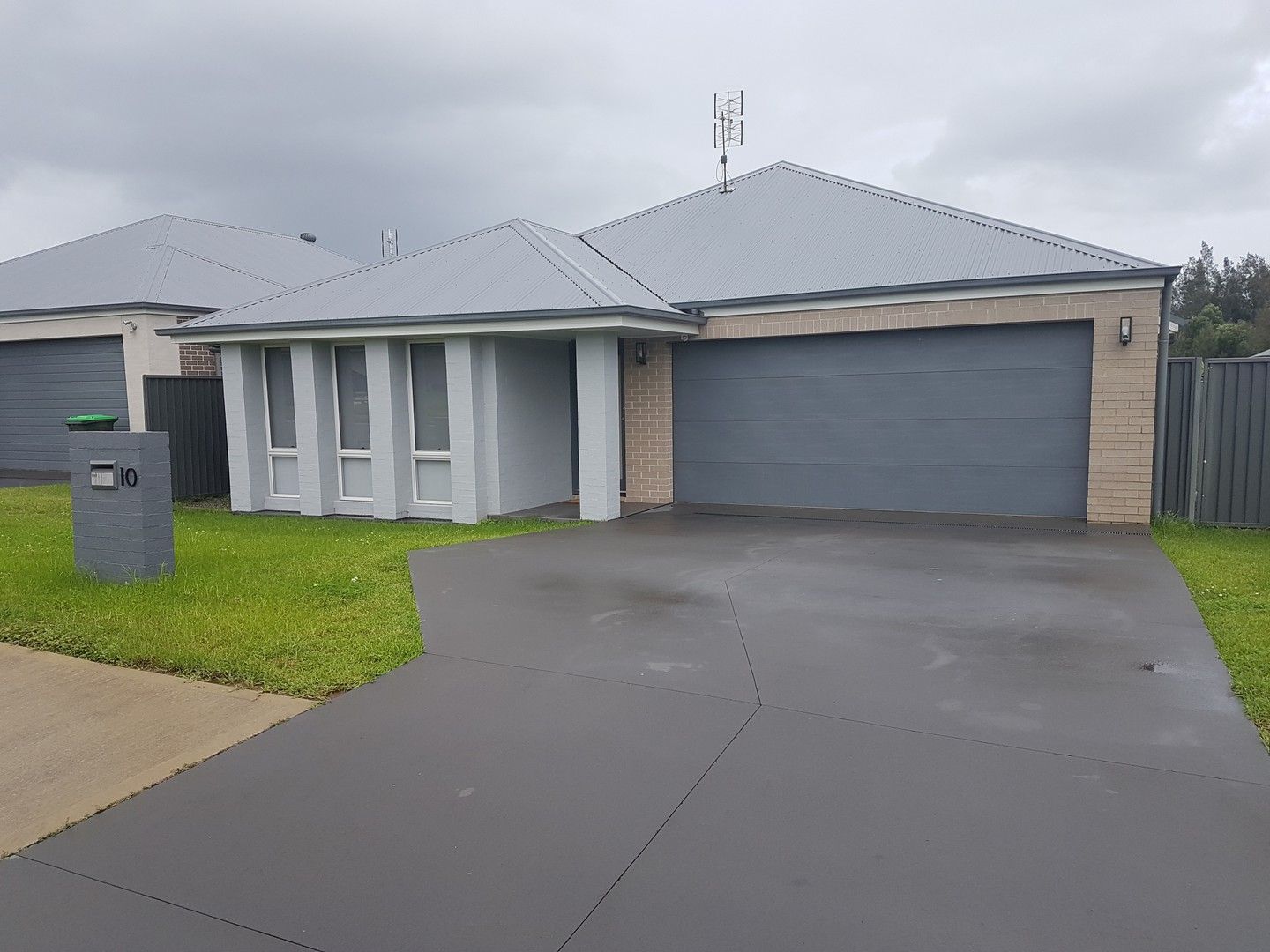 10 Fairmont Boulevarde, Hamlyn Terrace NSW 2259 House For Rent Domain